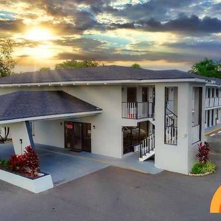 Sunshine Inn Kissimmee Buitenkant foto